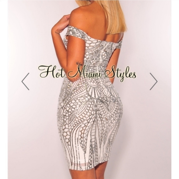 BNWT HMS DRESS - Picture 2 of 2